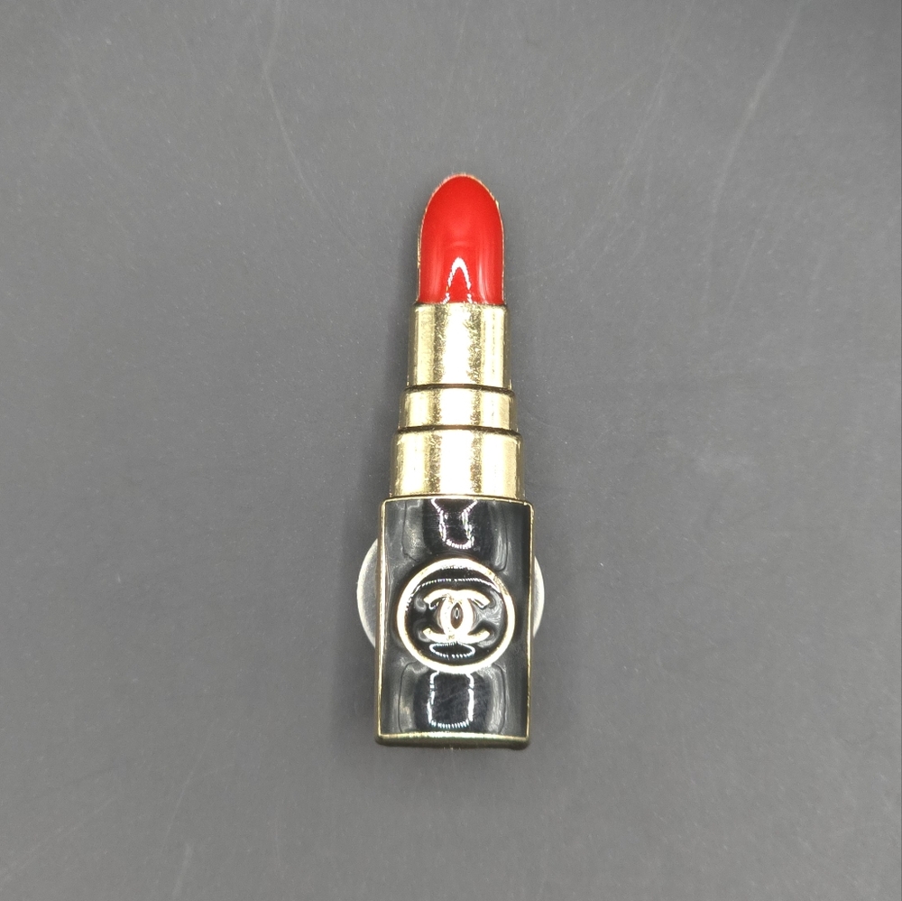 (𝟐/$𝟏𝟓) CC Red Lipstick 💄 Croc Charm